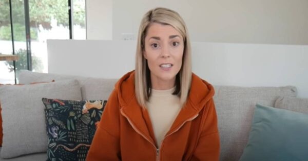 YouTuber Reveals Breast Cancer Diagnosis