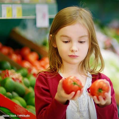 Tell retailers in the U.S. to stop tossing out perfectly edible food because it's not "pretty" enough!